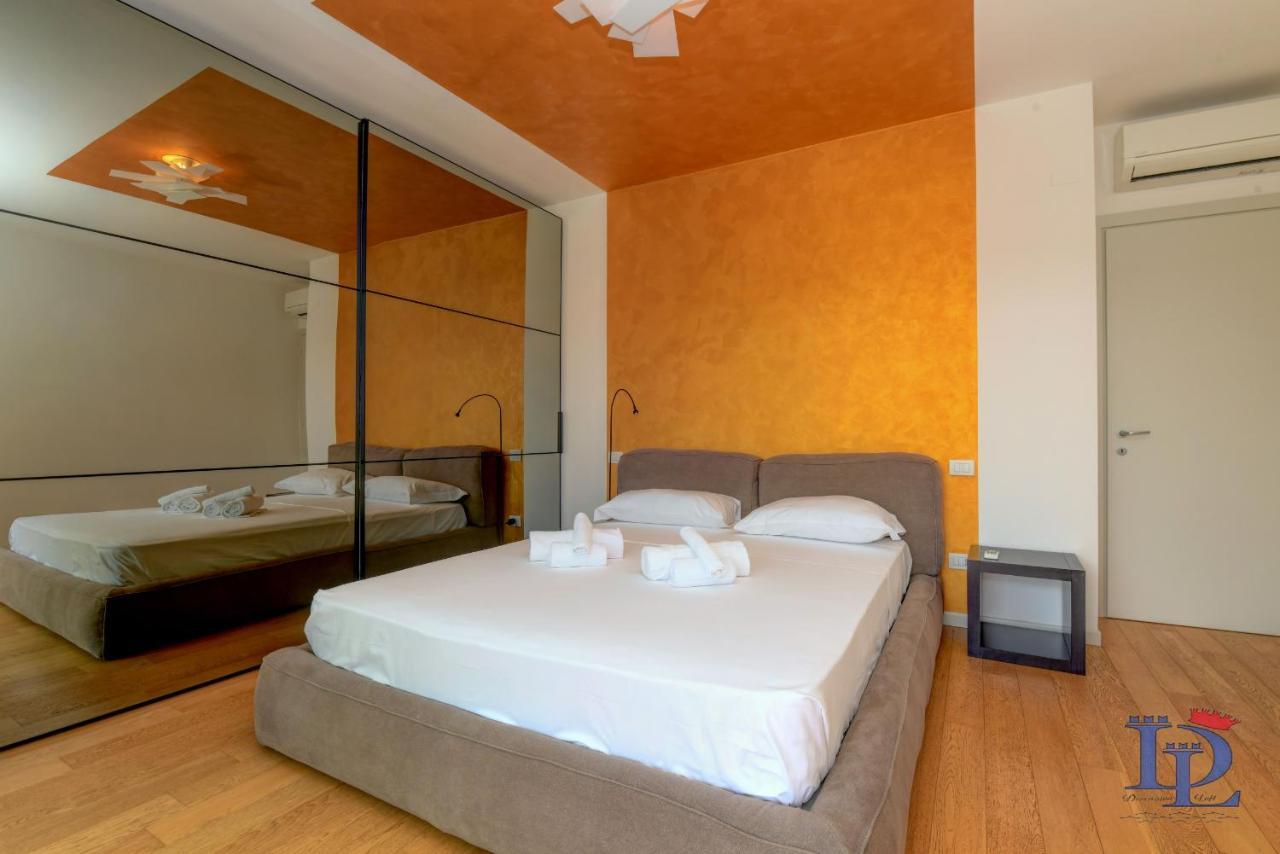 Desenzanoloft Official Partner Marriott Homes & Villas - Oscar Luxury Suite 데센자노델가르다 외부 사진